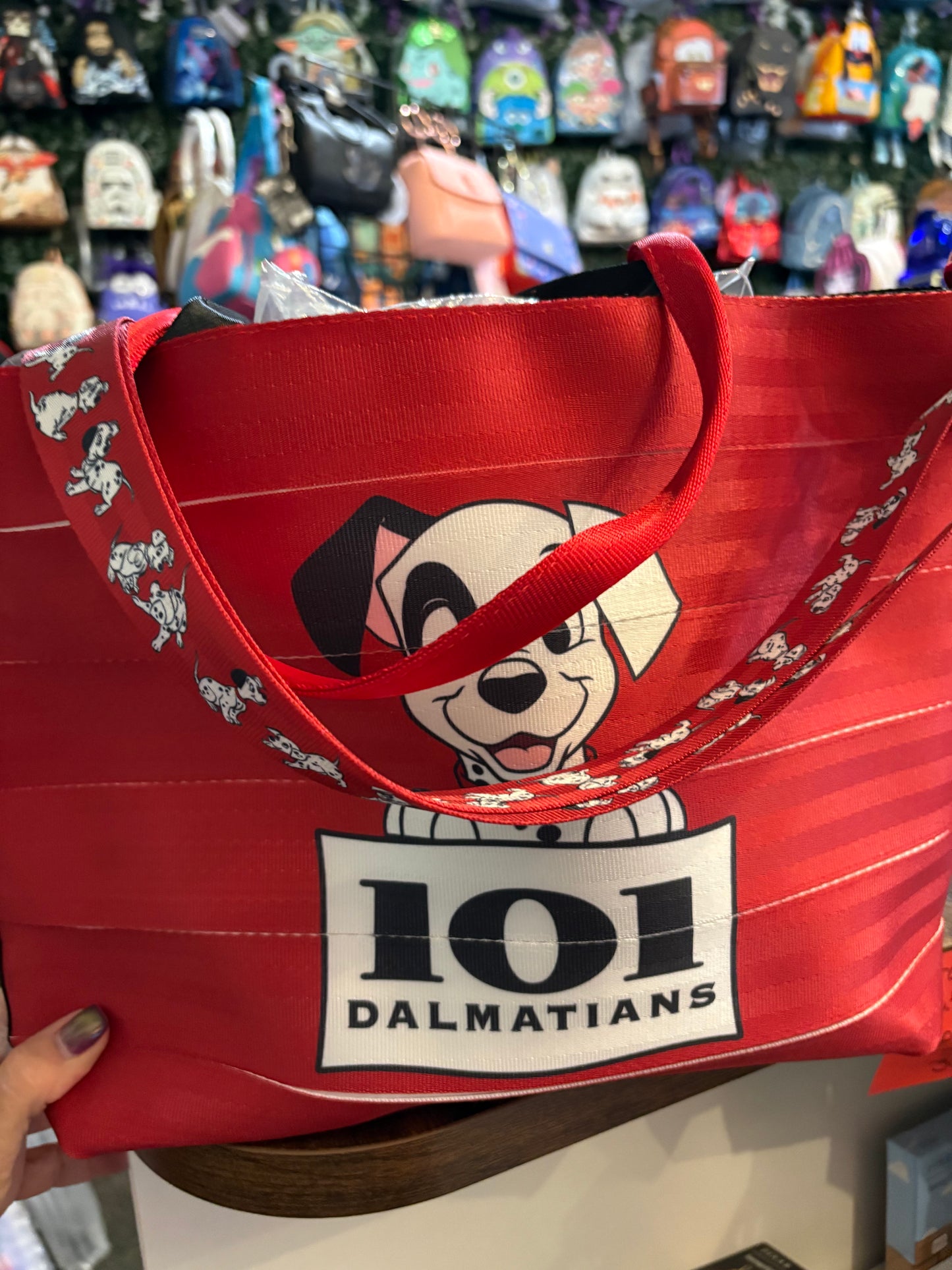 Harveys 101 Dalmatians tote bag Disney Parks Exclusive 65th anniversary