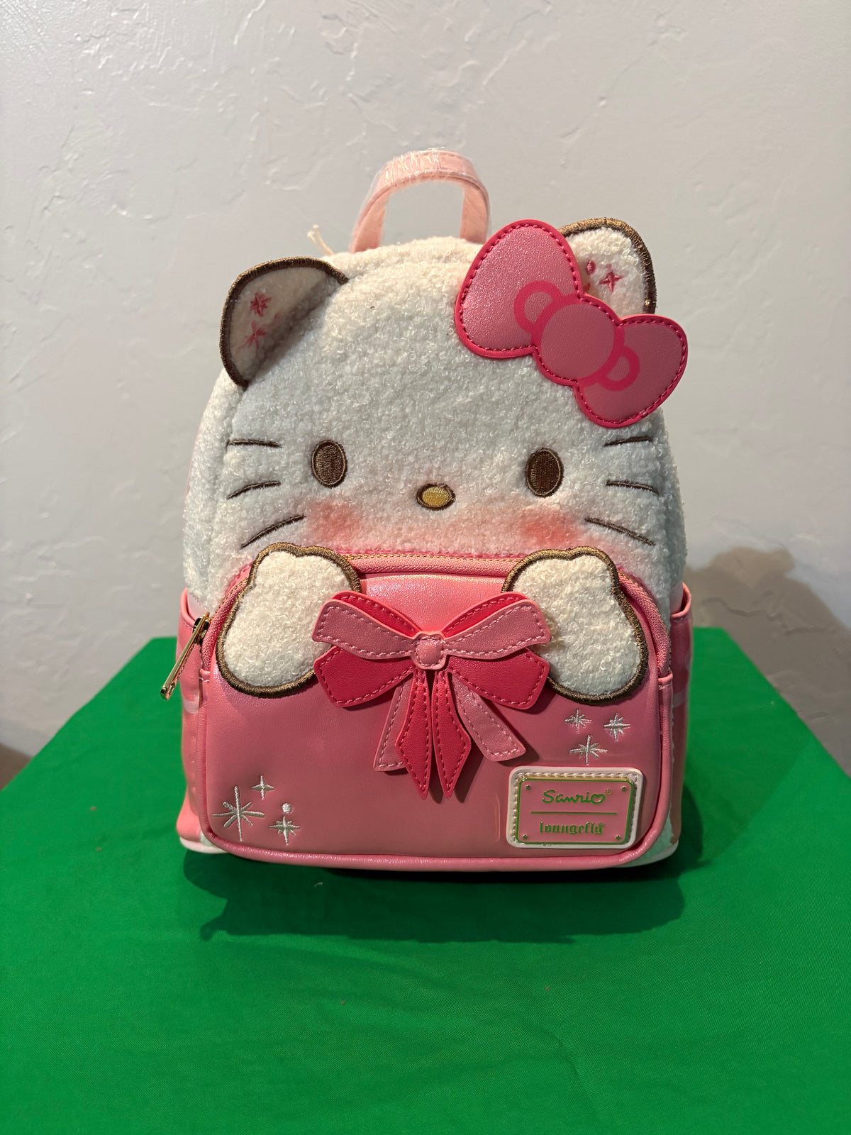 Loungefly Sanrio Hello Kitty Holiday mini Backpack