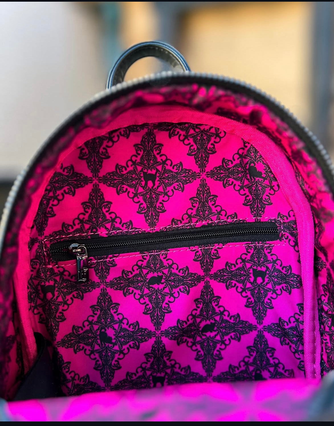 Loungefly Warner Bros DC Comics Batman Returns Catwoman mini backpack