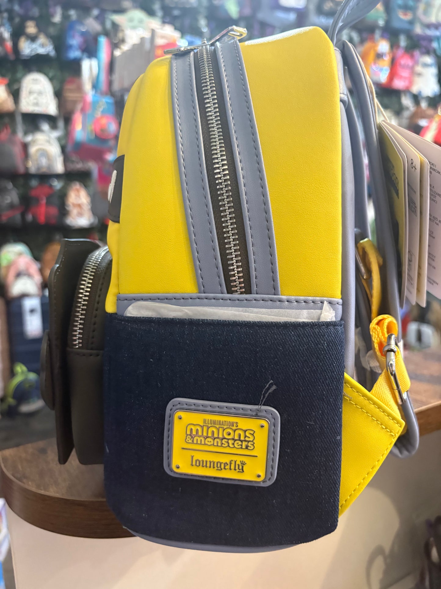 Loungefly Universal Minions 3 mini Backpack