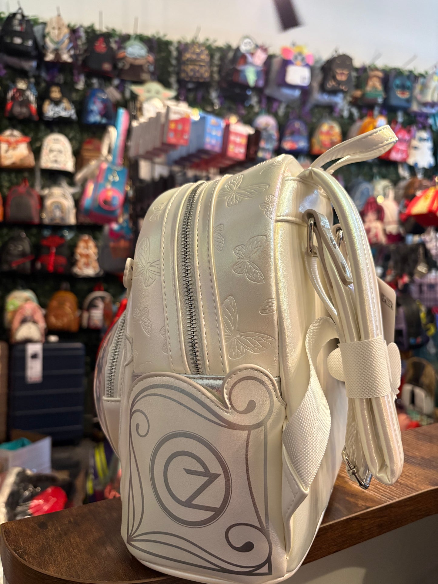 Loungefly Universal Wicked 2 Mini backpack Globe