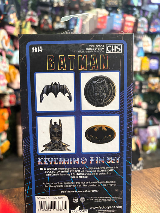 Factory Ent Batman 1989 Collector Hone System Key Chain and Pin gift set
