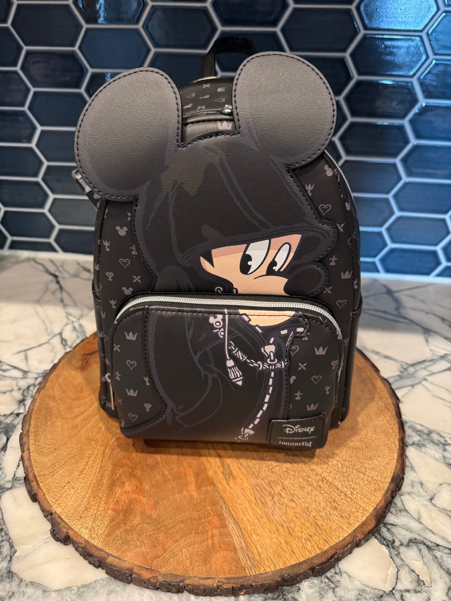 Disney Kingdom Hearts LoungeFly King Mickey Backpack & Wallet GameStop Exclusive