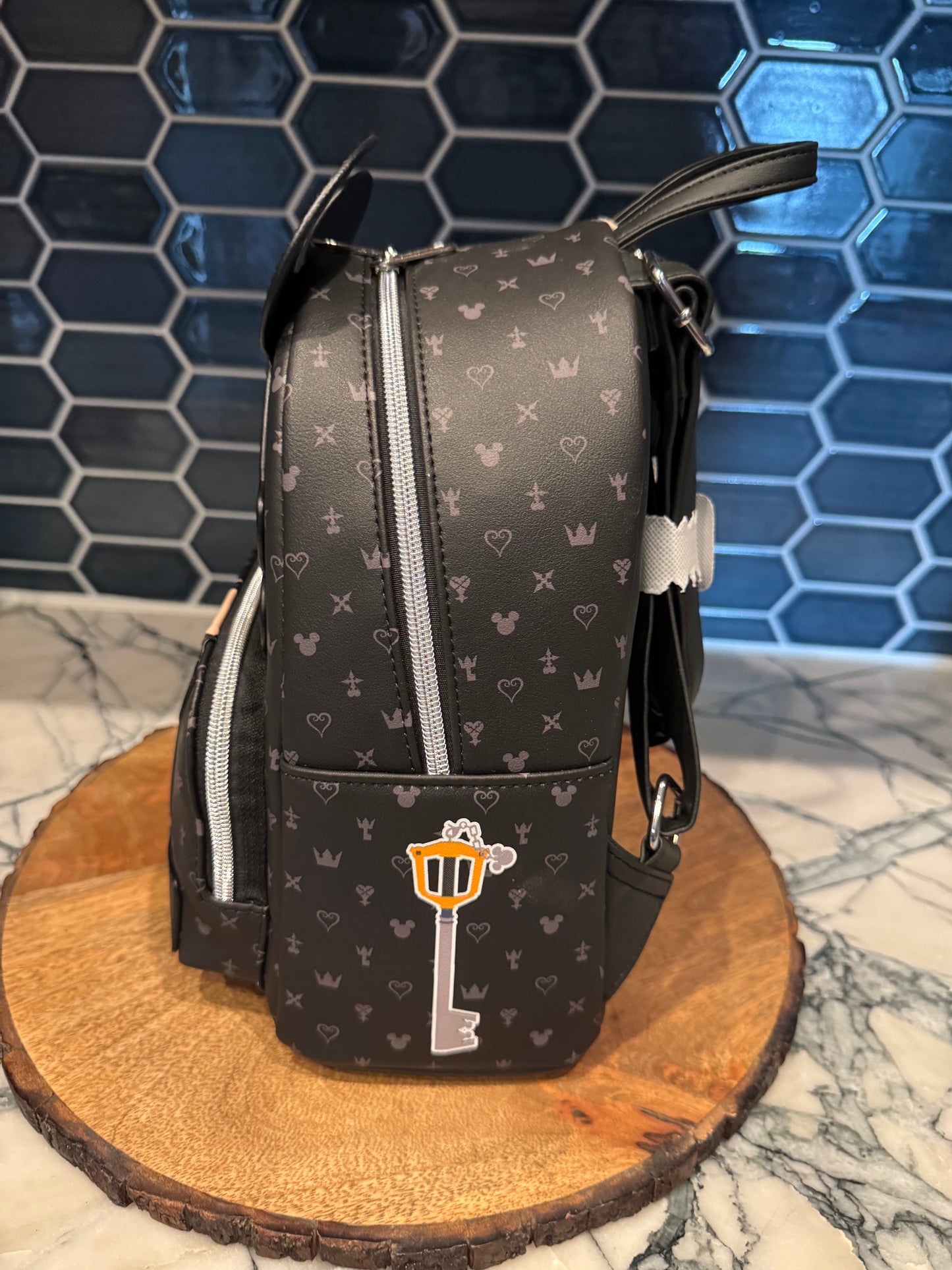 Disney Kingdom Hearts LoungeFly King Mickey Backpack & Wallet GameStop Exclusive