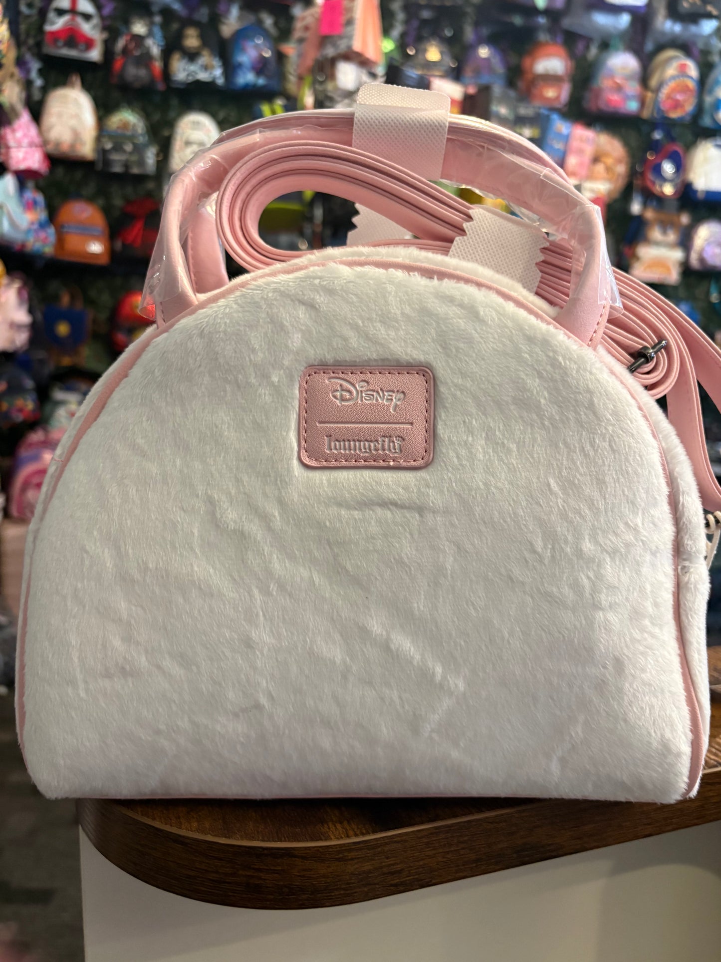 Loungefly Soft Tag Aristocats Maris Dome White Furry Crossbody