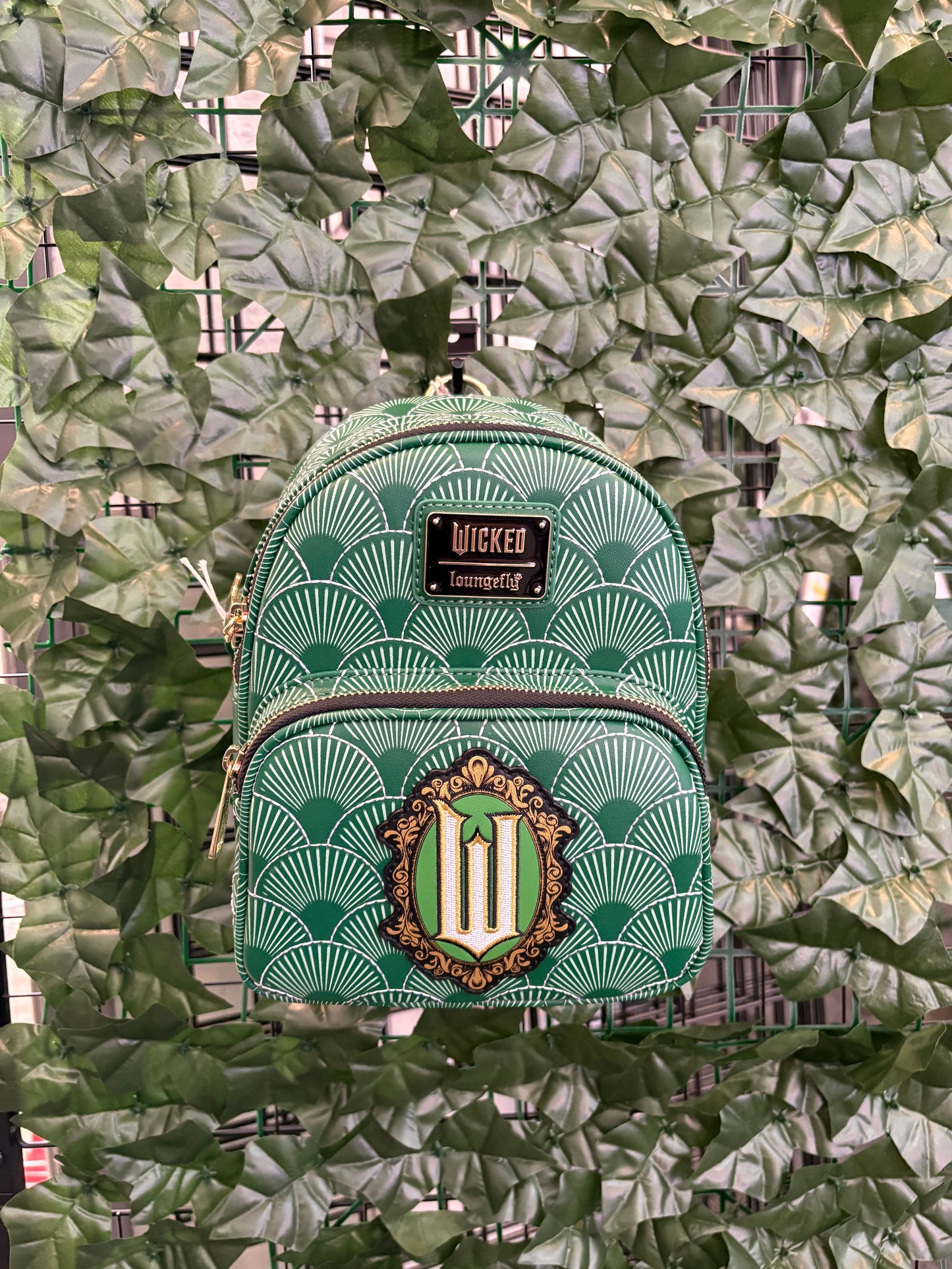 Universal Wicked Elphaba convertible Green Crossbody
