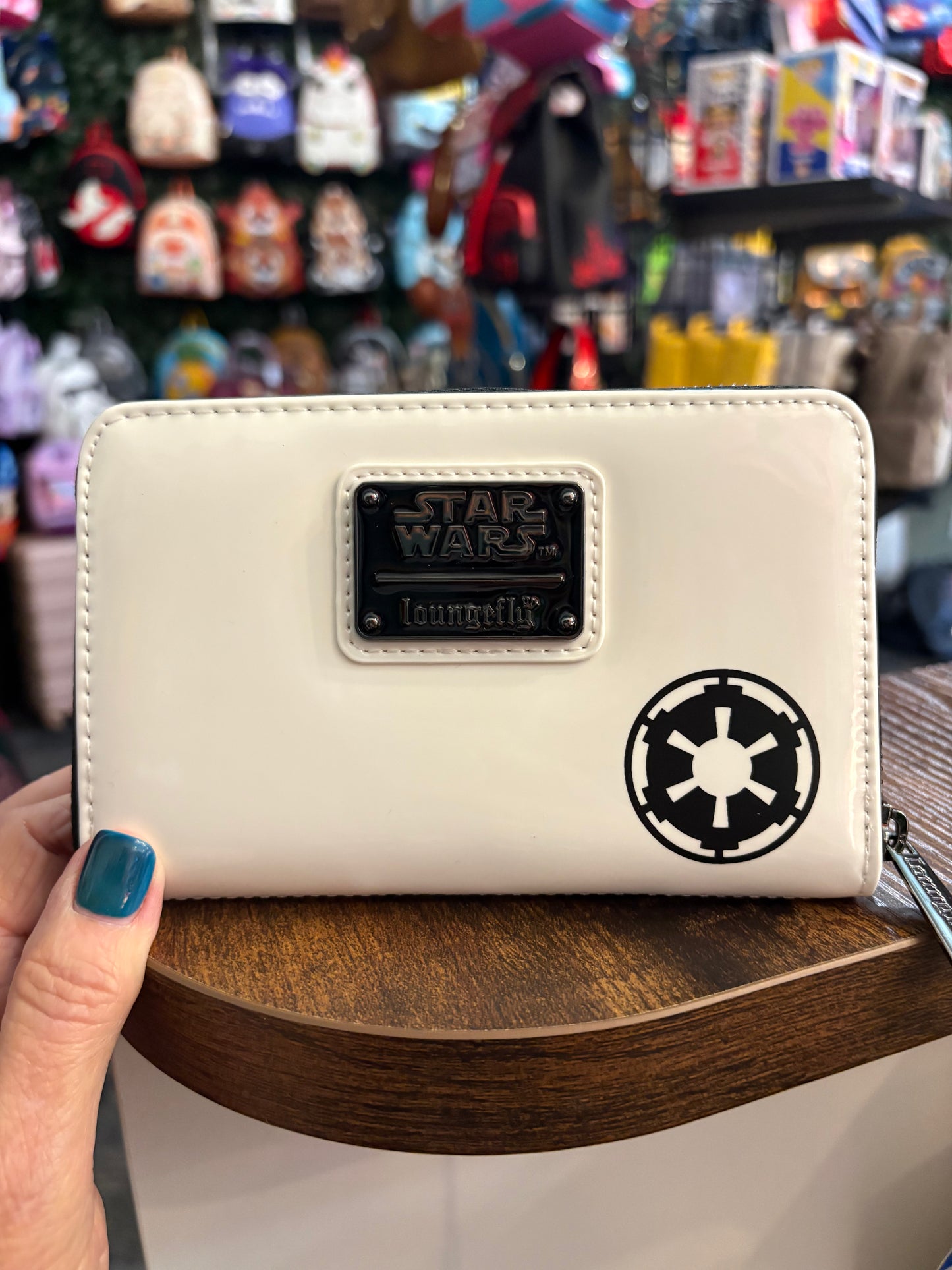 Loungefly Star Wars Stormtroopers  zip around wallet Lenticular